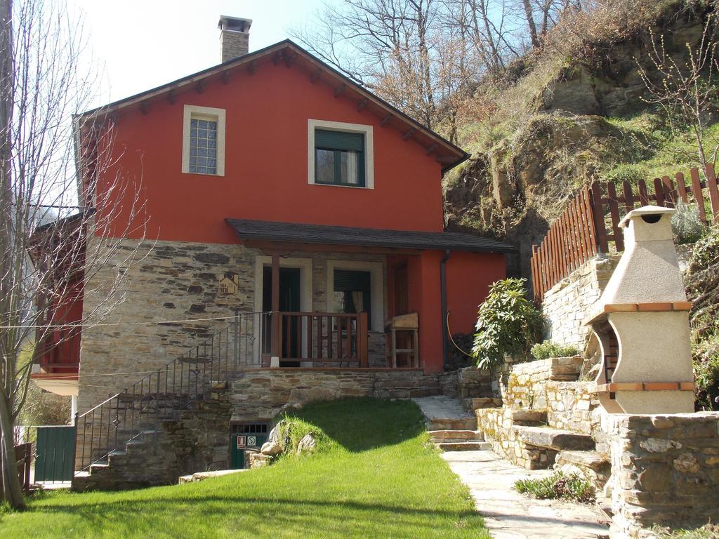 Hostal El Recanto Vega de Valcarce Exteriér fotografie